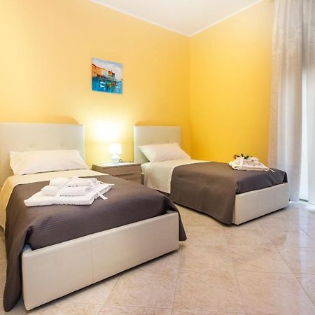 Etna Sunshine Apartment Linguaglossa Exterior photo